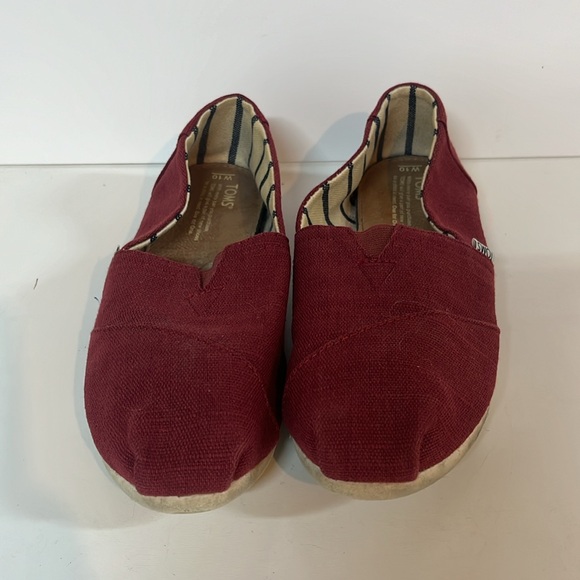 TOMS Classic Canvas Slip-ON Maroon Size 10 - Picture 2 of 7